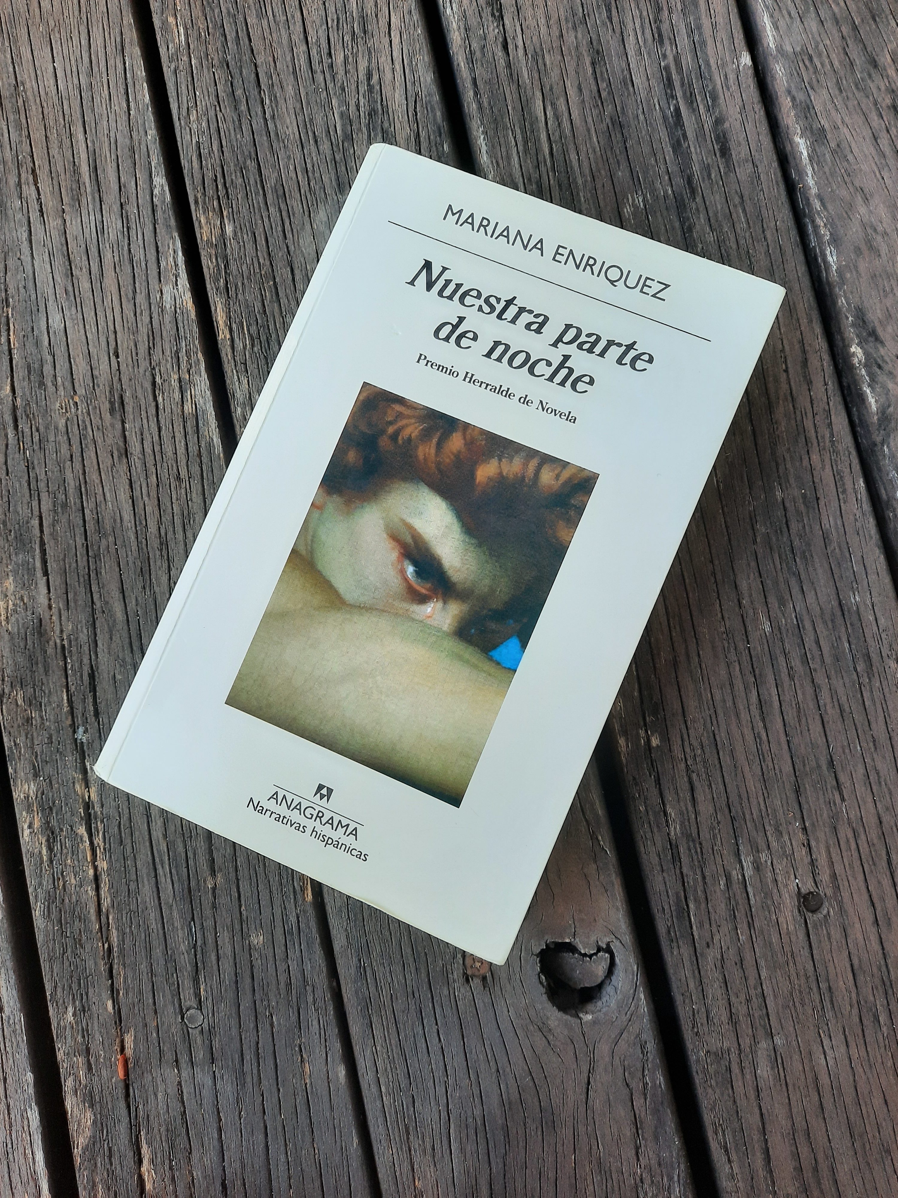 Libros Axolotl - VENDIDO Libro: Nuestra parte de noche Autor